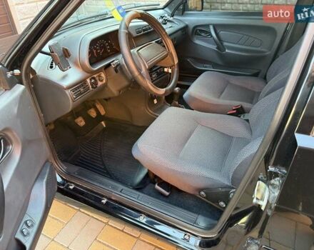 Черный ВАЗ 2115 Самара, объемом двигателя 1.6 л и пробегом 94 тыс. км за 3800 $, фото 10 на Automoto.ua