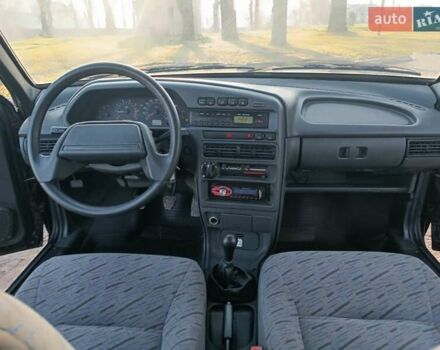 Черный ВАЗ 2115 Самара, объемом двигателя 1.6 л и пробегом 111 тыс. км за 1890 $, фото 11 на Automoto.ua