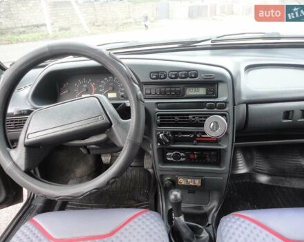 Черный ВАЗ 2115 Самара, объемом двигателя 1.6 л и пробегом 112 тыс. км за 3299 $, фото 10 на Automoto.ua