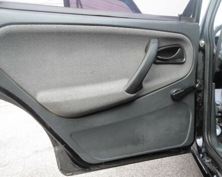 Черный ВАЗ 2115 Самара, объемом двигателя 1.6 л и пробегом 112 тыс. км за 3299 $, фото 17 на Automoto.ua