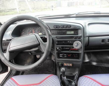 Черный ВАЗ 2115 Самара, объемом двигателя 1.6 л и пробегом 112 тыс. км за 3299 $, фото 10 на Automoto.ua