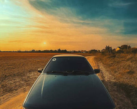 Черный ВАЗ 2115 Самара, объемом двигателя 1.5 л и пробегом 261 тыс. км за 2000 $, фото 1 на Automoto.ua