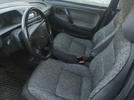 Черный ВАЗ 2115 Самара, объемом двигателя 0 л и пробегом 1000 тыс. км за 831 $, фото 1 на Automoto.ua