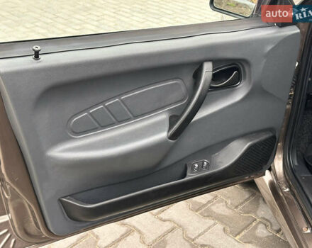 ВАЗ 2115 Самара 2008 у Умани на Automoto.ua Коричневий ВАЗ 2115 Самара, об'ємом двигуна 1.6 л та пробігом 44 тис. км за 4000 $, фото 34 на Automoto.ua