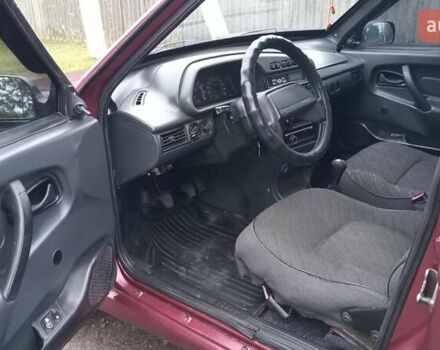 Червоний ВАЗ 2115 Самара, об'ємом двигуна 1.5 л та пробігом 200 тис. км за 1199 $, фото 7 на Automoto.ua