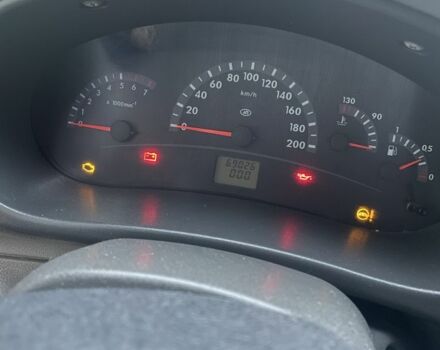 Красный ВАЗ 2115 Самара, объемом двигателя 1.6 л и пробегом 690 тыс. км за 2000 $, фото 4 на Automoto.ua