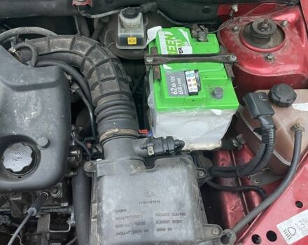 Красный ВАЗ 2115 Самара, объемом двигателя 1.6 л и пробегом 690 тыс. км за 2000 $, фото 5 на Automoto.ua