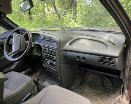 Червоний ВАЗ 2115 Самара, об'ємом двигуна 1.5 л та пробігом 190 тис. км за 600 $, фото 1 на Automoto.ua