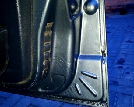 ВАЗ 2115 Самара, объемом двигателя 1.6 л и пробегом 180 тыс. км за 2480 $, фото 4 на Automoto.ua