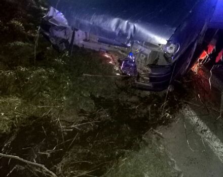 ВАЗ 2115 Самара, объемом двигателя 1.6 л и пробегом 250 тыс. км за 400 $, фото 1 на Automoto.ua