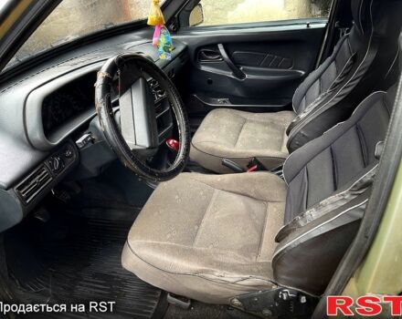 Жовтий ВАЗ 2115 Самара, об'ємом двигуна 1.5 л та пробігом 200 тис. км за 1100 $, фото 6 на Automoto.ua