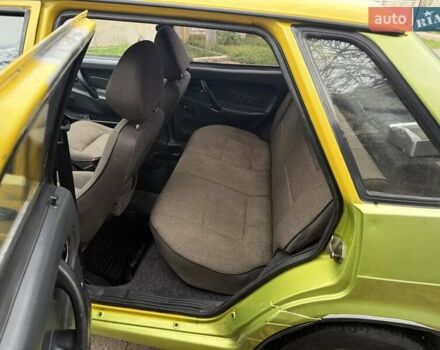 Жовтий ВАЗ 2115 Самара, об'ємом двигуна 1.5 л та пробігом 152 тис. км за 1500 $, фото 7 на Automoto.ua