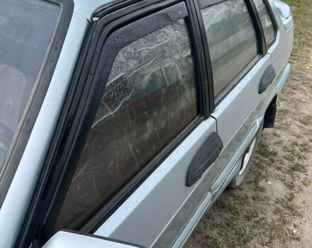 Серый ВАЗ 2115 Самара, объемом двигателя 1.5 л и пробегом 180 тыс. км за 2000 $, фото 4 на Automoto.ua