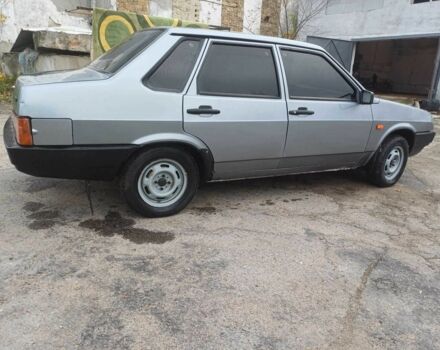 Серый ВАЗ 2115 Самара, объемом двигателя 1.5 л и пробегом 270 тыс. км за 1600 $, фото 2 на Automoto.ua