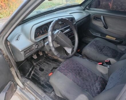 Серый ВАЗ 2115 Самара, объемом двигателя 1.6 л и пробегом 178 тыс. км за 1600 $, фото 2 на Automoto.ua