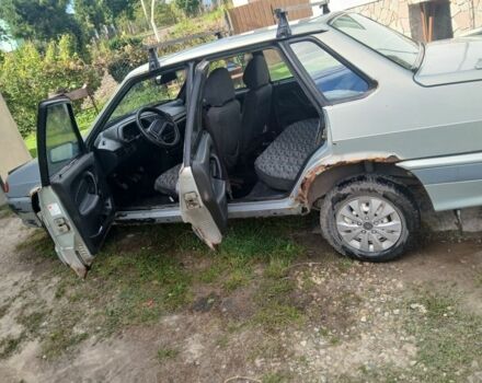 Серый ВАЗ 2115 Самара, объемом двигателя 1.5 л и пробегом 200 тыс. км за 800 $, фото 2 на Automoto.ua