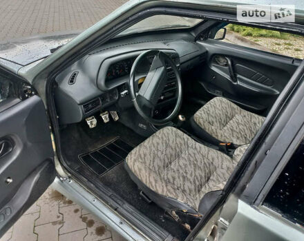 Серый ВАЗ 2115 Самара, объемом двигателя 1.5 л и пробегом 243 тыс. км за 2200 $, фото 4 на Automoto.ua
