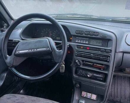 Серый ВАЗ 2115 Самара, объемом двигателя 1.5 л и пробегом 200 тыс. км за 1600 $, фото 2 на Automoto.ua