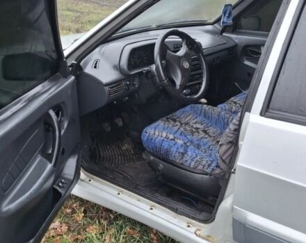 Серый ВАЗ 2115 Самара, объемом двигателя 1.5 л и пробегом 232 тыс. км за 1700 $, фото 5 на Automoto.ua