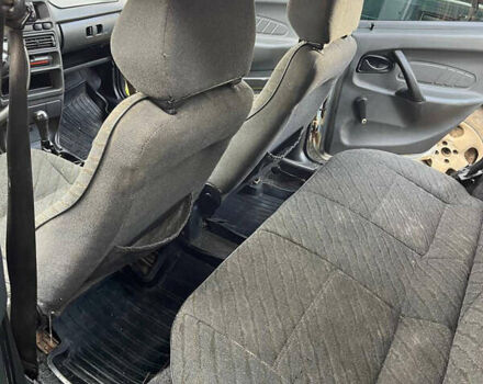 Серый ВАЗ 2115 Самара, объемом двигателя 1.5 л и пробегом 220 тыс. км за 1500 $, фото 4 на Automoto.ua