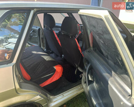 Серый ВАЗ 2115 Самара, объемом двигателя 1.5 л и пробегом 328 тыс. км за 1600 $, фото 6 на Automoto.ua