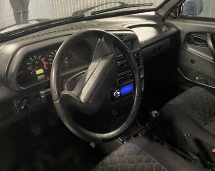 Серый ВАЗ 2115 Самара, объемом двигателя 1.5 л и пробегом 350 тыс. км за 1600 $, фото 5 на Automoto.ua