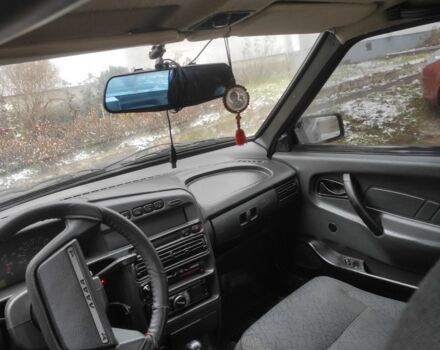 Серый ВАЗ 2115 Самара, объемом двигателя 1.5 л и пробегом 190 тыс. км за 1100 $, фото 6 на Automoto.ua