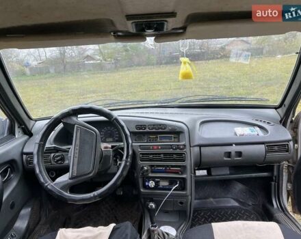 Серый ВАЗ 2115 Самара, объемом двигателя 1.5 л и пробегом 230 тыс. км за 1500 $, фото 5 на Automoto.ua