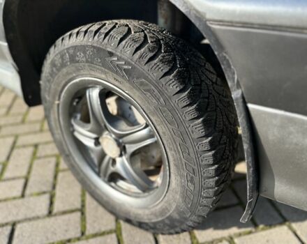 Серый ВАЗ 2115 Самара, объемом двигателя 1.5 л и пробегом 150 тыс. км за 1800 $, фото 4 на Automoto.ua