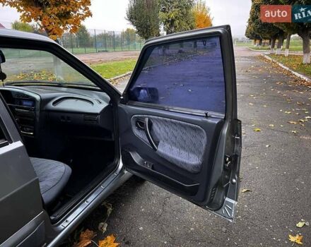 Серый ВАЗ 2115 Самара, объемом двигателя 1.5 л и пробегом 300 тыс. км за 1450 $, фото 9 на Automoto.ua