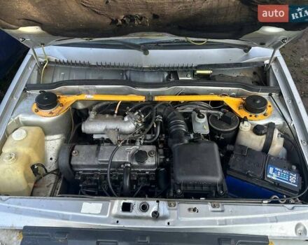 Серый ВАЗ 2115 Самара, объемом двигателя 1.5 л и пробегом 200 тыс. км за 1250 $, фото 3 на Automoto.ua