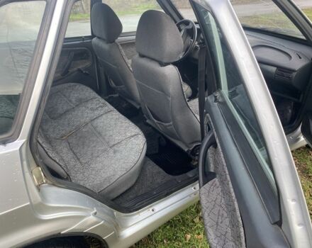 Серый ВАЗ 2115 Самара, объемом двигателя 1.5 л и пробегом 152 тыс. км за 1800 $, фото 5 на Automoto.ua