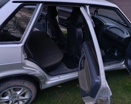 Сірий ВАЗ 2115 Самара, об'ємом двигуна 1.6 л та пробігом 98 тис. км за 1905 $, фото 11 на Automoto.ua