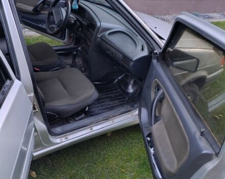 Сірий ВАЗ 2115 Самара, об'ємом двигуна 1.6 л та пробігом 98 тис. км за 1905 $, фото 10 на Automoto.ua