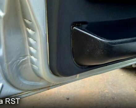 Серый ВАЗ 2115 Самара, объемом двигателя 1.6 л и пробегом 50 тыс. км за 1950 $, фото 5 на Automoto.ua