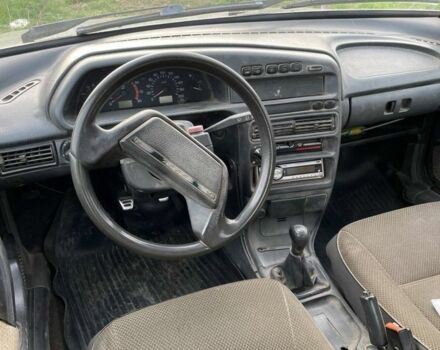 Серый ВАЗ 2115 Самара, объемом двигателя 1.6 л и пробегом 200 тыс. км за 1100 $, фото 4 на Automoto.ua