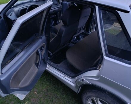 Сірий ВАЗ 2115 Самара, об'ємом двигуна 1.6 л та пробігом 98 тис. км за 1905 $, фото 12 на Automoto.ua