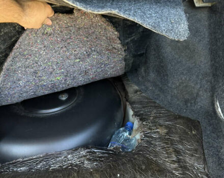 ВАЗ 2115 Самара 2006 в Тростянце на Automoto.ua Серый ВАЗ 2115 Самара, объемом двигателя 1.5 л и пробегом 178 тыс. км за 2999 $, фото 41 на Automoto.ua