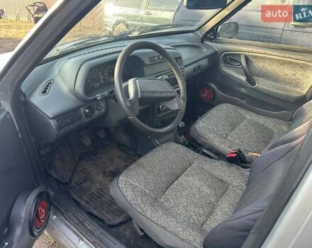 Серый ВАЗ 2115 Самара, объемом двигателя 1.5 л и пробегом 200 тыс. км за 1250 $, фото 5 на Automoto.ua