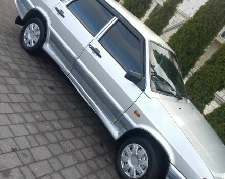 Серый ВАЗ 2115 Самара, объемом двигателя 1.5 л и пробегом 1000 тыс. км за 1650 $, фото 5 на Automoto.ua