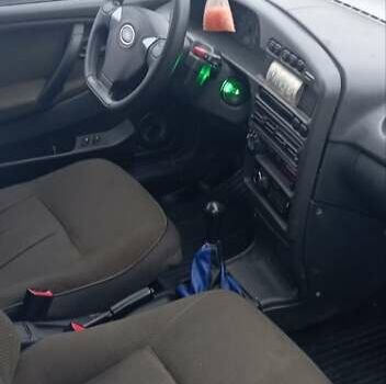 Серый ВАЗ 2115 Самара, объемом двигателя 1.5 л и пробегом 180 тыс. км за 1500 $, фото 6 на Automoto.ua