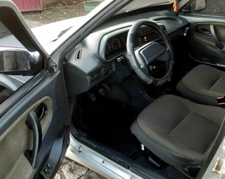 Серый ВАЗ 2115 Самара, объемом двигателя 1.5 л и пробегом 200 тыс. км за 2250 $, фото 5 на Automoto.ua