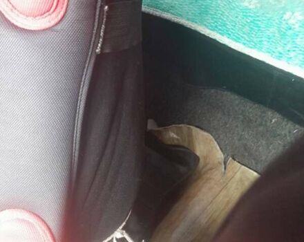 Серый ВАЗ 2115 Самара, объемом двигателя 1.6 л и пробегом 200 тыс. км за 1800 $, фото 2 на Automoto.ua