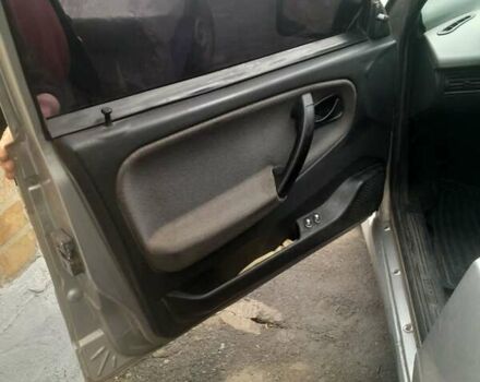 Серый ВАЗ 2115 Самара, объемом двигателя 1.6 л и пробегом 200 тыс. км за 1800 $, фото 4 на Automoto.ua