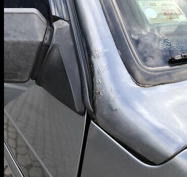 Серый ВАЗ 2115 Самара, объемом двигателя 1.6 л и пробегом 305 тыс. км за 1900 $, фото 2 на Automoto.ua