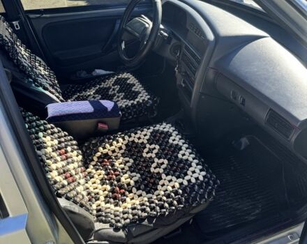 Серый ВАЗ 2115 Самара, объемом двигателя 1.6 л и пробегом 142 тыс. км за 1700 $, фото 3 на Automoto.ua