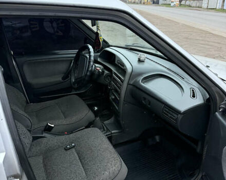 Серый ВАЗ 2115 Самара, объемом двигателя 1.6 л и пробегом 200 тыс. км за 1250 $, фото 6 на Automoto.ua