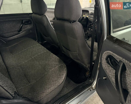 Серый ВАЗ 2115 Самара, объемом двигателя 1.6 л и пробегом 281 тыс. км за 2250 $, фото 11 на Automoto.ua