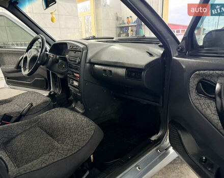 Серый ВАЗ 2115 Самара, объемом двигателя 1.6 л и пробегом 281 тыс. км за 2250 $, фото 10 на Automoto.ua