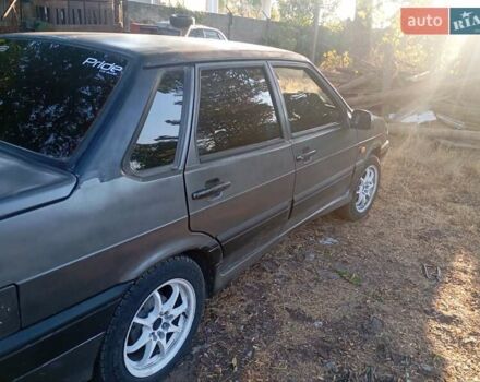 Серый ВАЗ 2115 Самара, объемом двигателя 1.6 л и пробегом 300 тыс. км за 1500 $, фото 3 на Automoto.ua